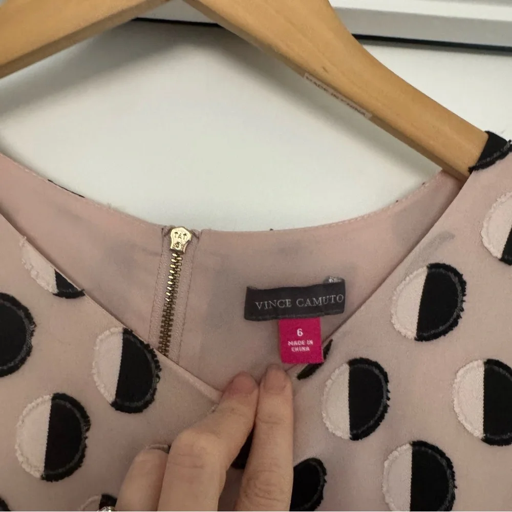 Vince Camuto Pink and‎ Black Geometric Shift Dress - Picture 3 of 5